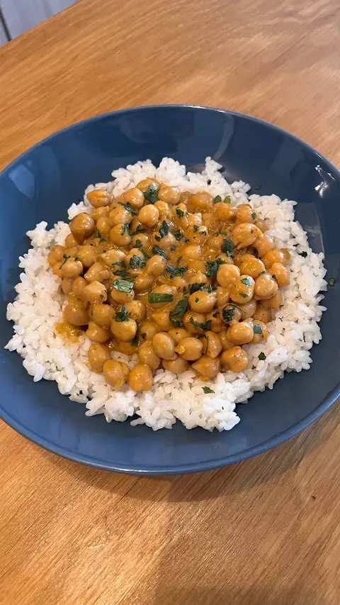 Curry de pois chiches à la noix de coco